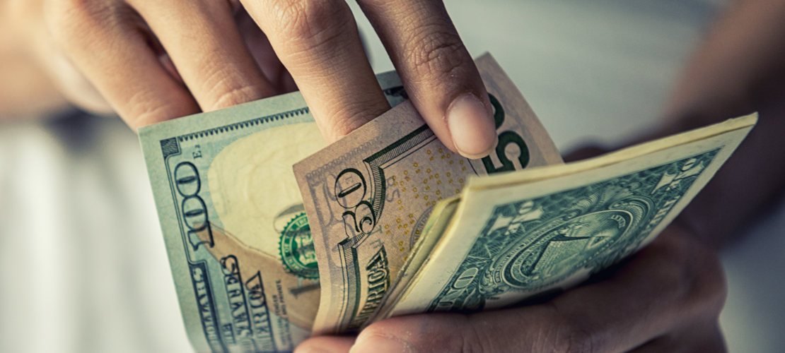 Зарплаты в ОАЭ: размер и особенности начисления