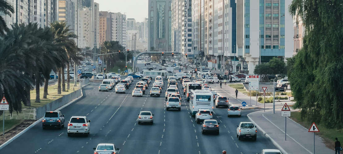 Общественный транспорт в Абу-Даби: гид по автобусам и оплате