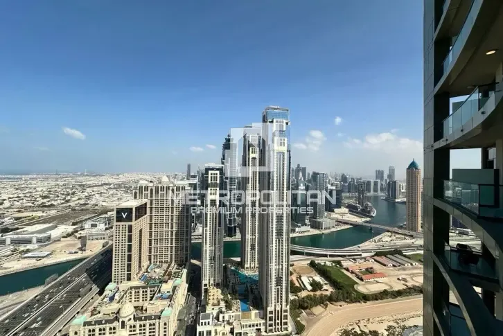 Aykon City