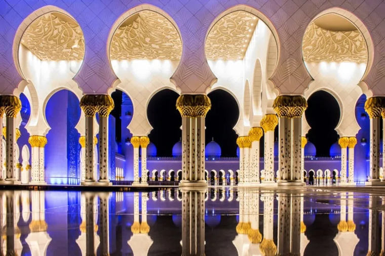 Yas Mall in Abu Dhabi