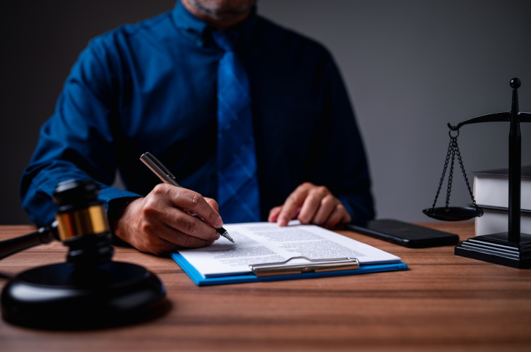 Официальный язык Арабских Эмиратов