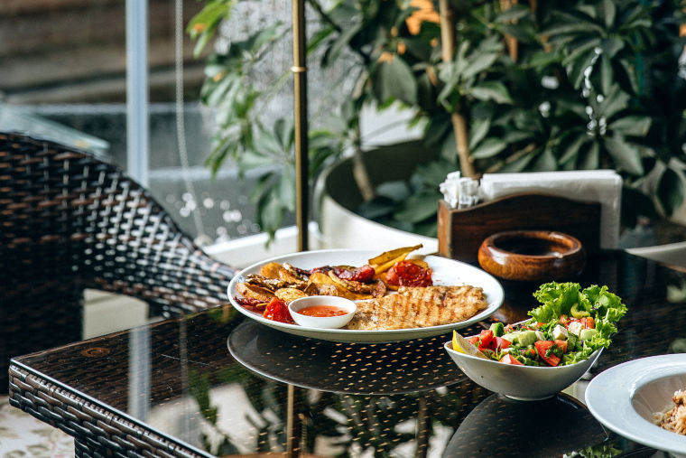 Restaurants with Panoramic Views and Unusual Formats