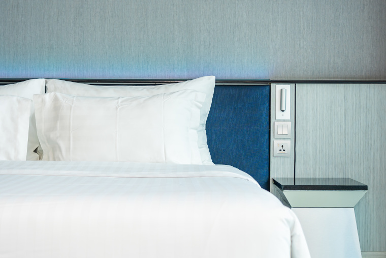 Особенности розеток в отелях Дубая